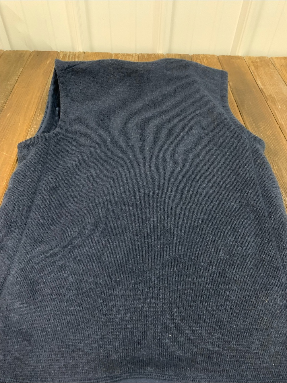 Patagonia Navy Blue Knit Patch Vest with Multicolor Logo - Picture 4 of 8
